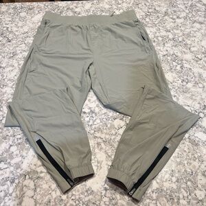 Men's Light Green Jogger Pants